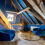 Boutique Lytel Blue Hotel