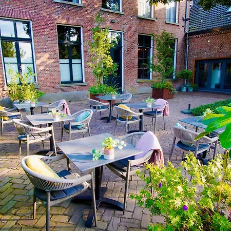 Boutique Lytel Blue Hotel