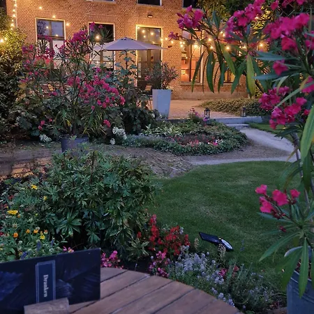 Boutique Lytel Blue Hotel
