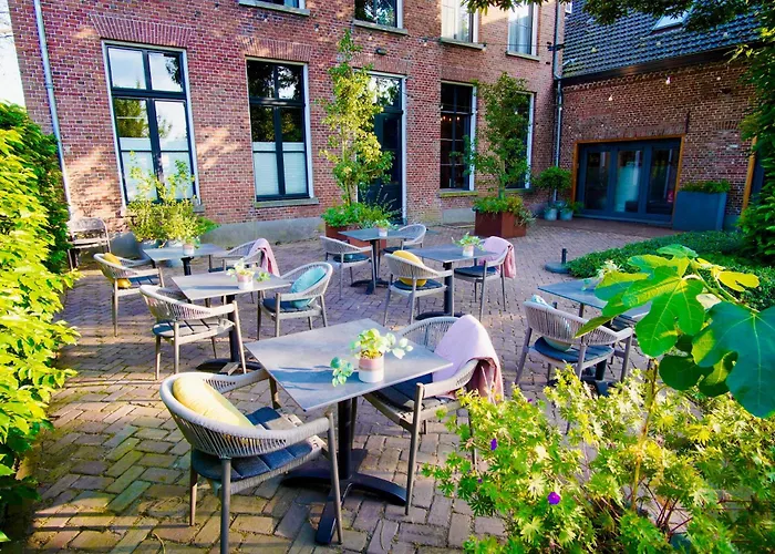 Boutique Lytel Blue Отель